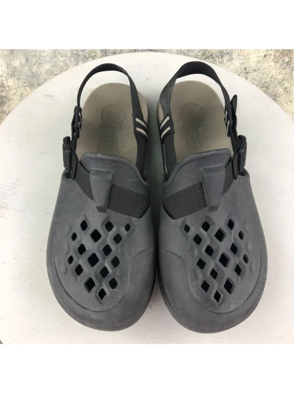 Chaco Men's Size 11 Chillos Black Closed Toe Adjustable Strap Clogs Sandals